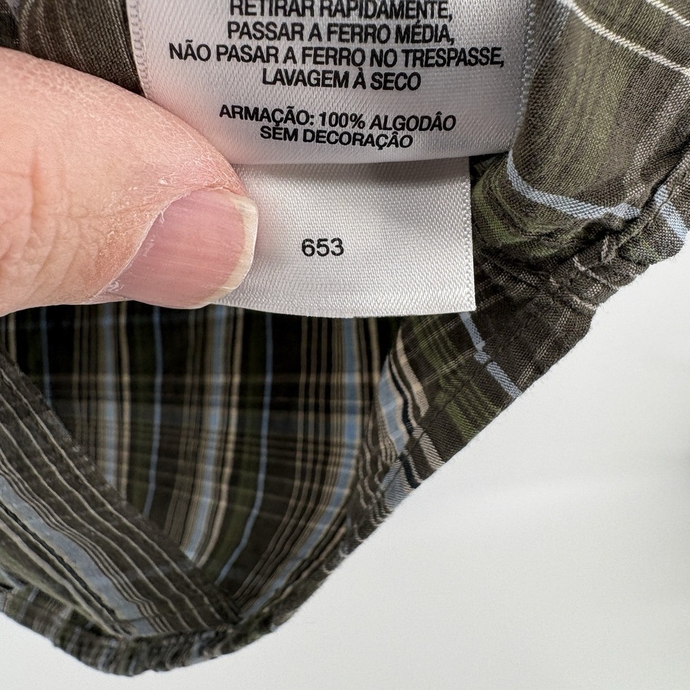 Columbia Men's Medium Green Plaid Long Sleeve Button Down Shirt - Picture 6 of 11